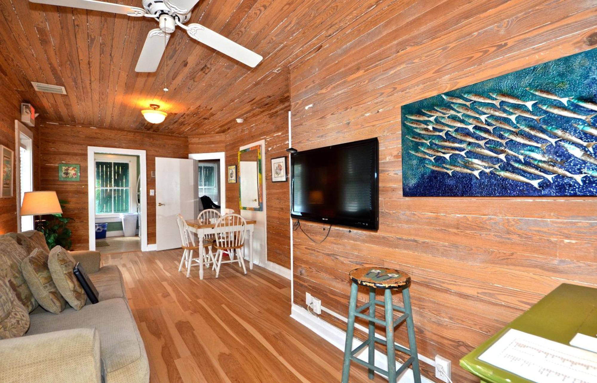 Tropical Village Key West Room photo